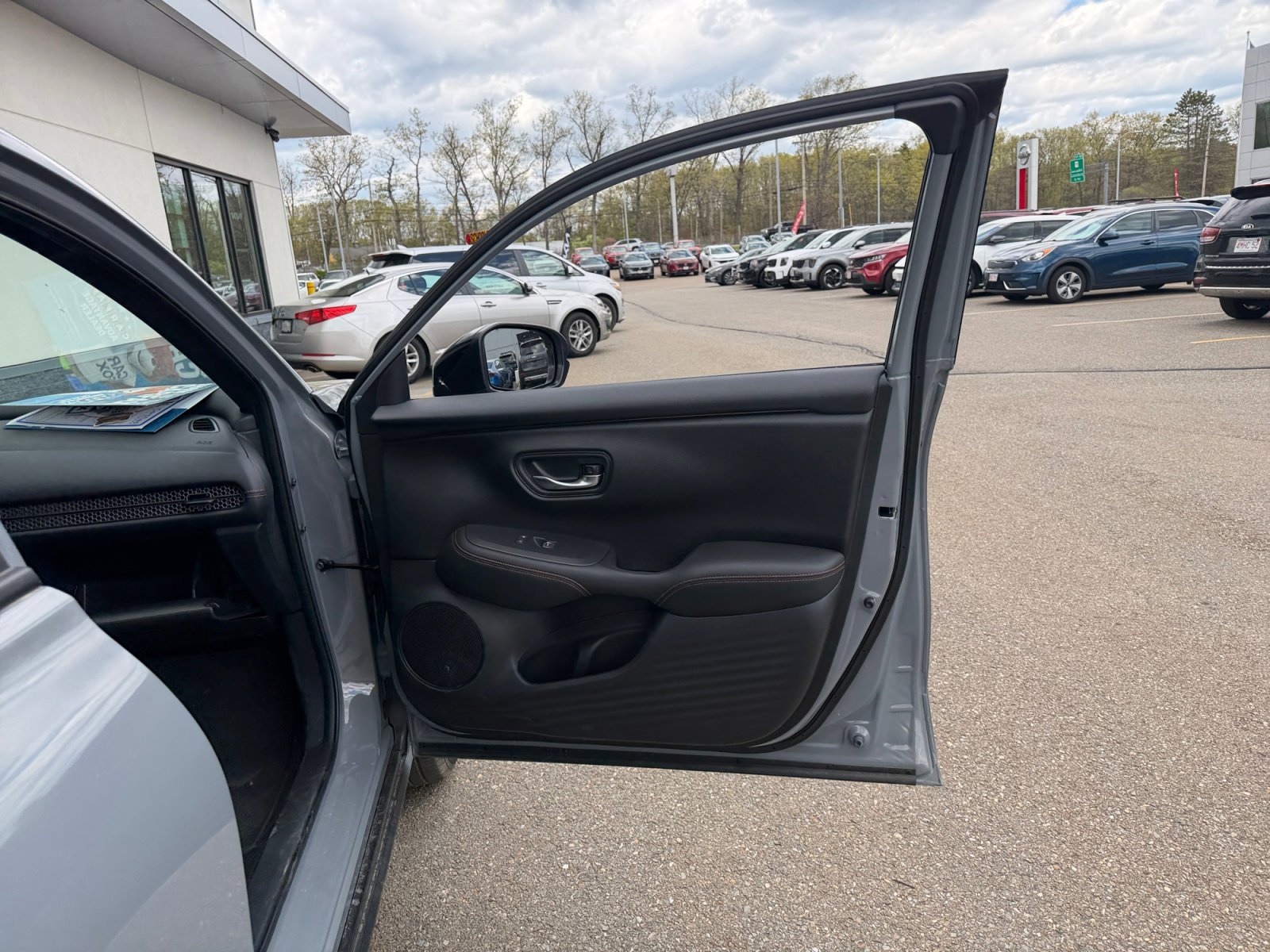 Used 2025 Urban Gray Pearl Honda Sport image 27