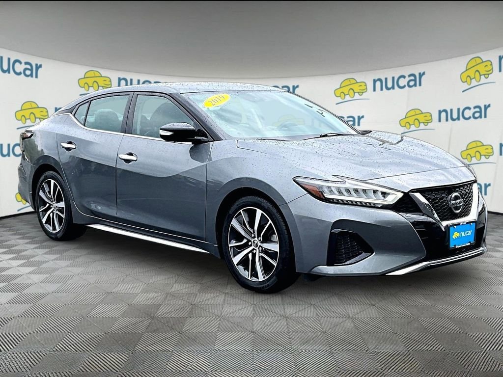2019 Nissan Maxima SV's photo