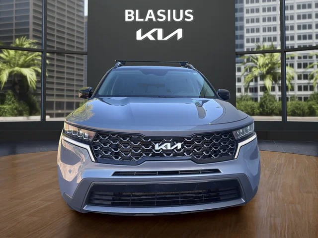 Used 2023 Silver Kia X-Line S image 8