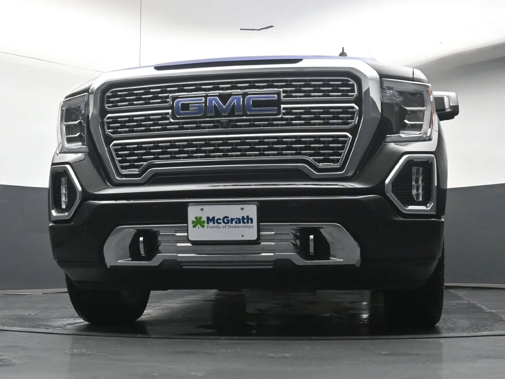 Certified Used 2019 Black GMC Denali image 7