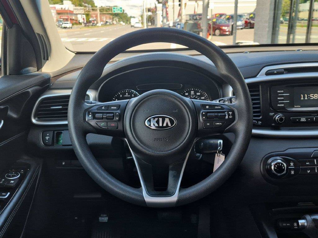 Used 2017 Red Kia LX image 12
