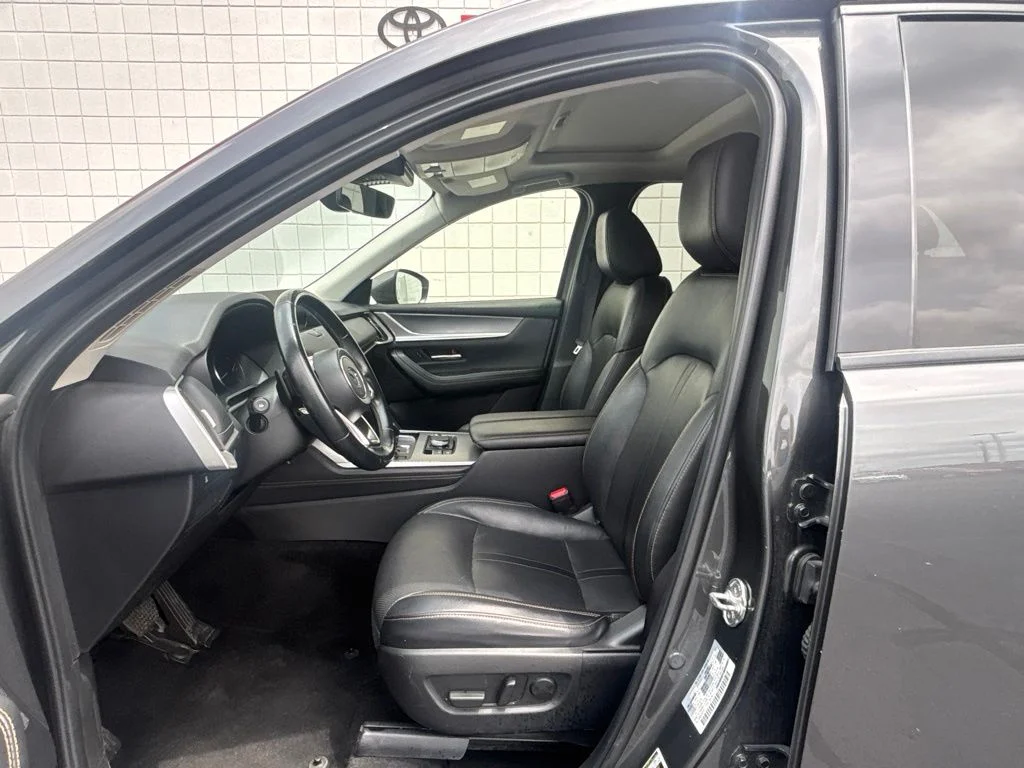 Used 2024 Gray Mazda 3.3 Turbo Preferred Plus image 4