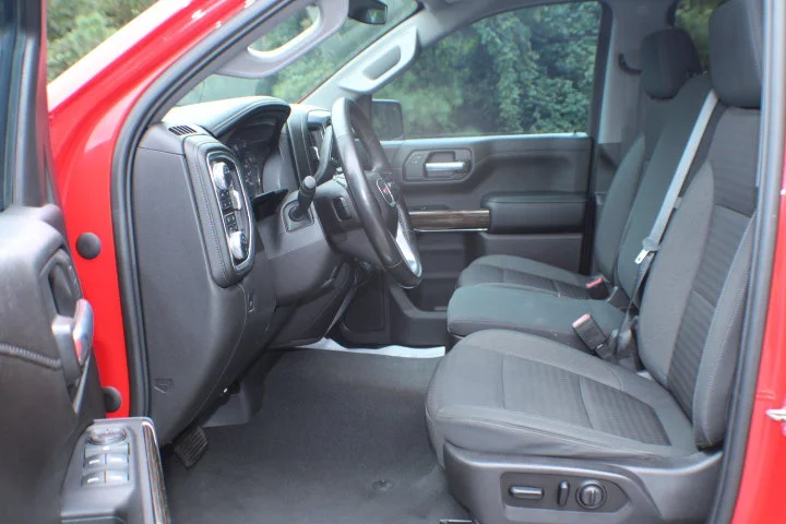 Certified Used 2021 CARDINAL RED GMC Elevation image 13