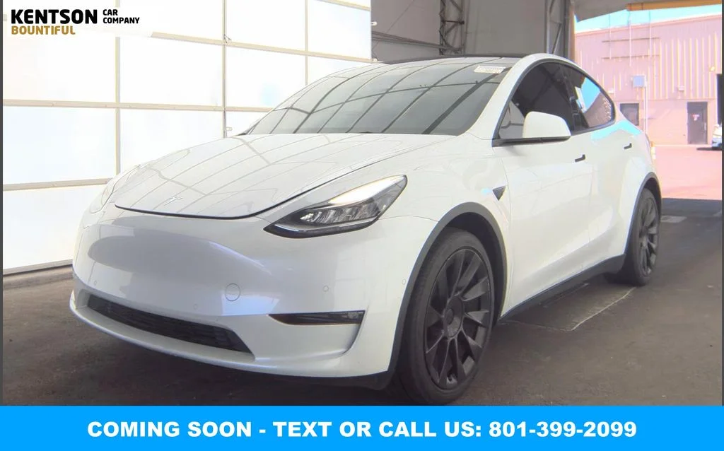 2022 Tesla Model Y Long Range Dual Motor All-Wheel Drive's photo