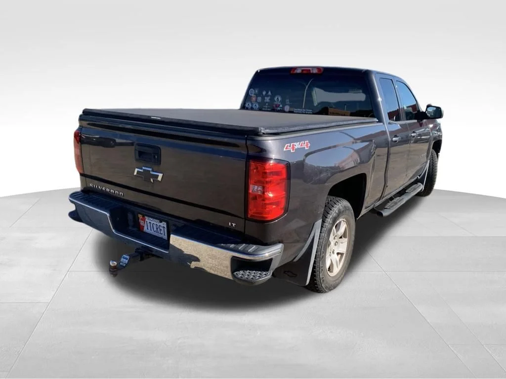Used 2015 Gray Chevrolet LT image 14