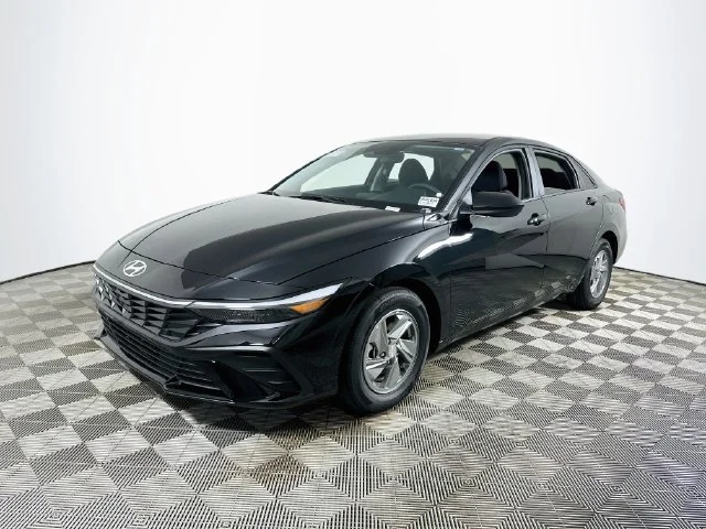 New 2026 Black Hyundai SE image 7