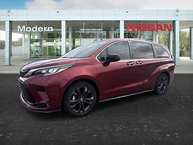 2022 Toyota Sienna XSE