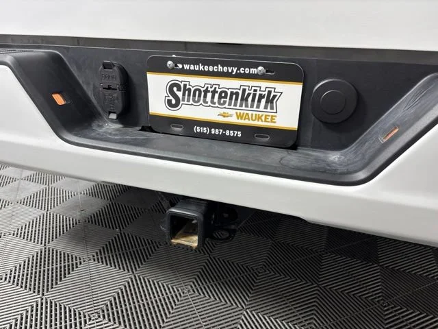 Used 2026 Summit White Chevrolet RST image 17