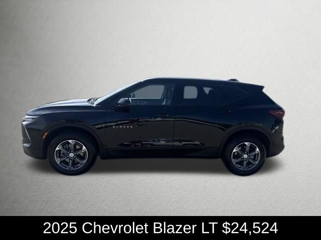 Used 2025 Black Chevrolet LT image 2