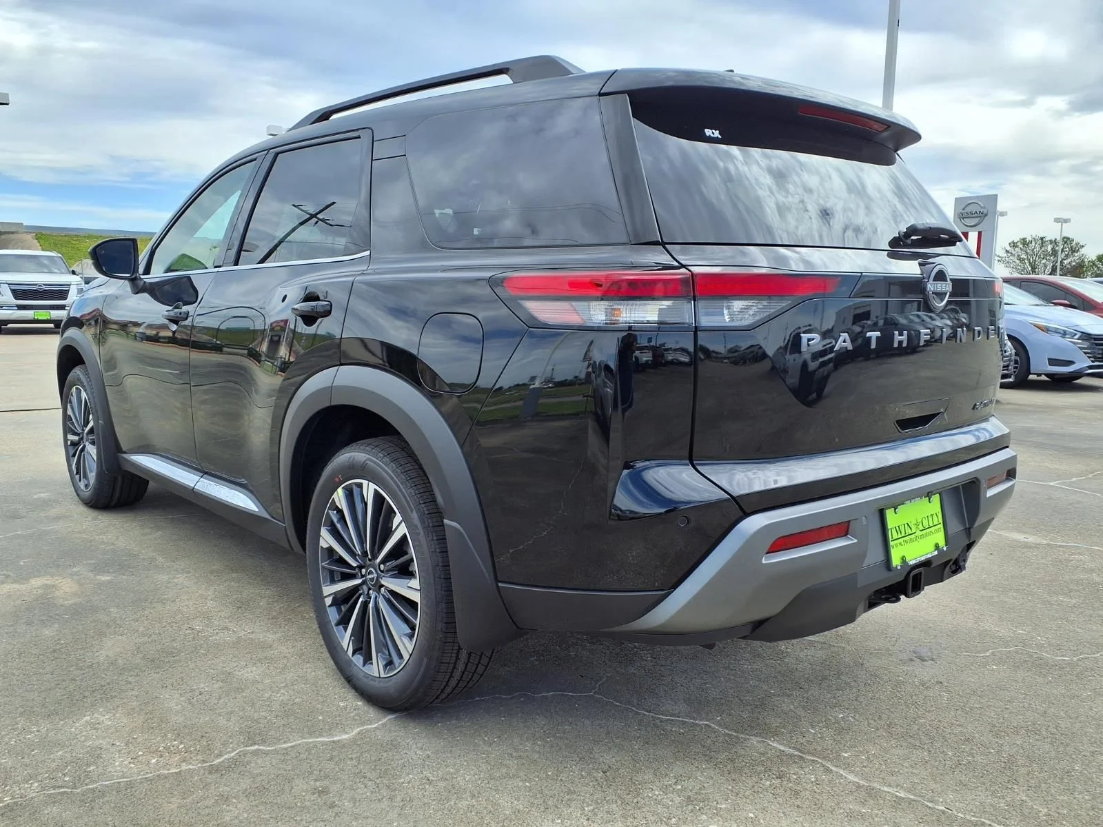 New 2026 Black Nissan Platinum image 2