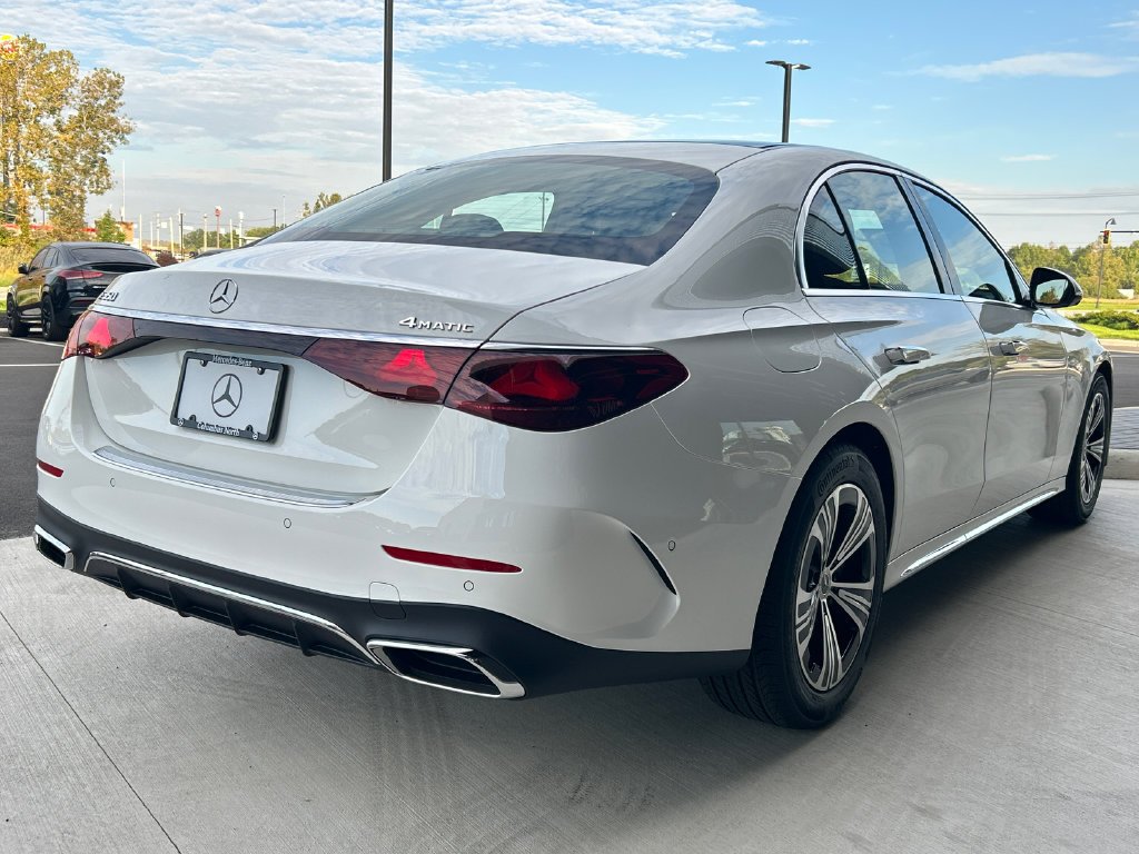 New 2027 Polar White Mercedes-Benz E 350 image 46