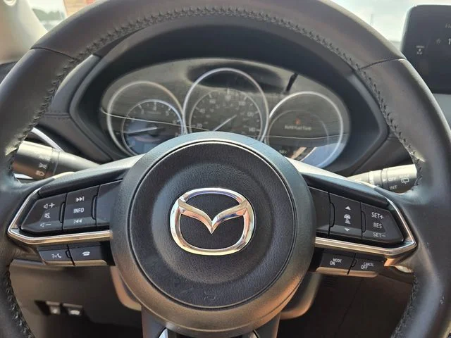 Used 2021 White Mazda Touring image 26
