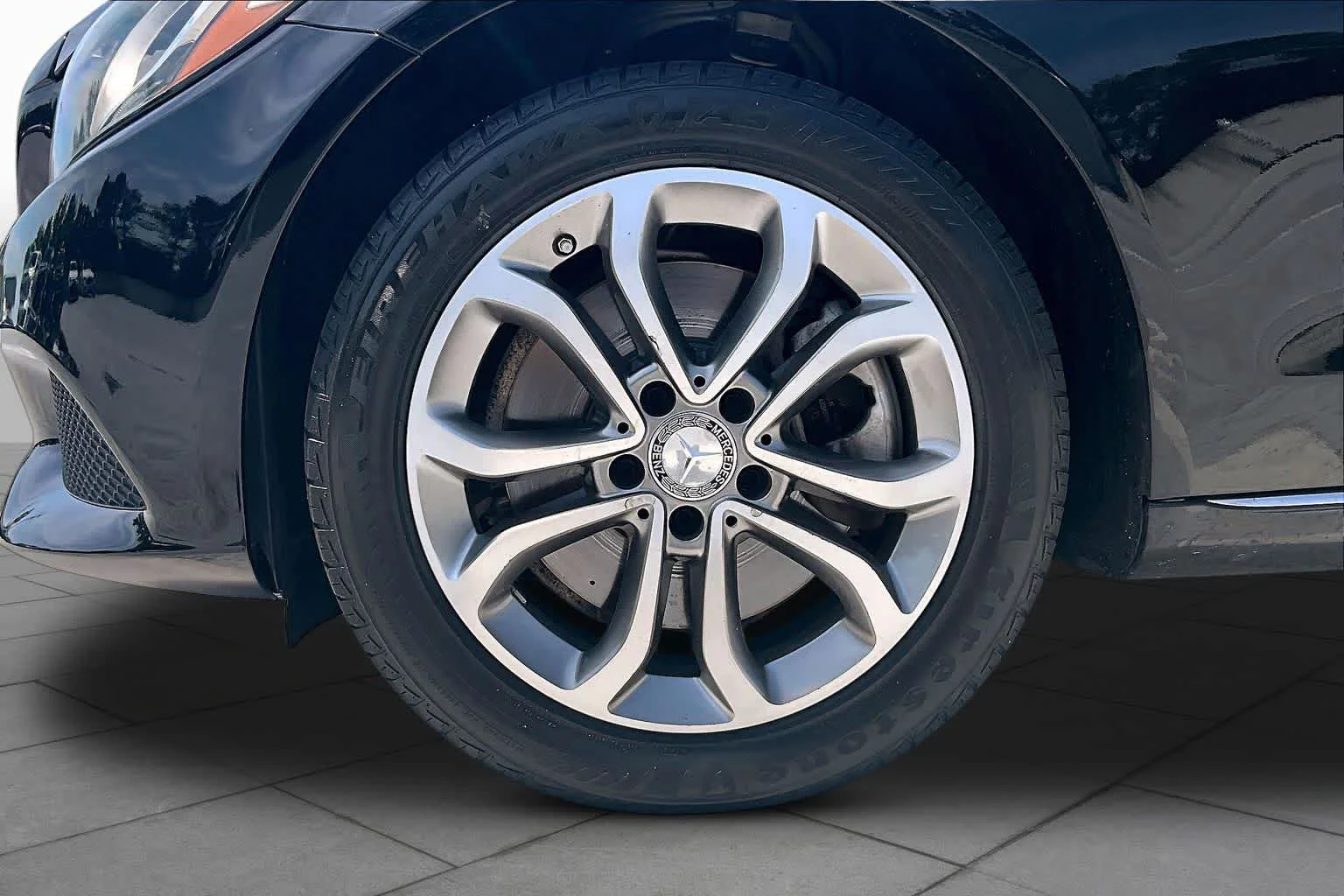 Used 2015 Obsidian Black Metallic Mercedes-Benz C 300 image 20