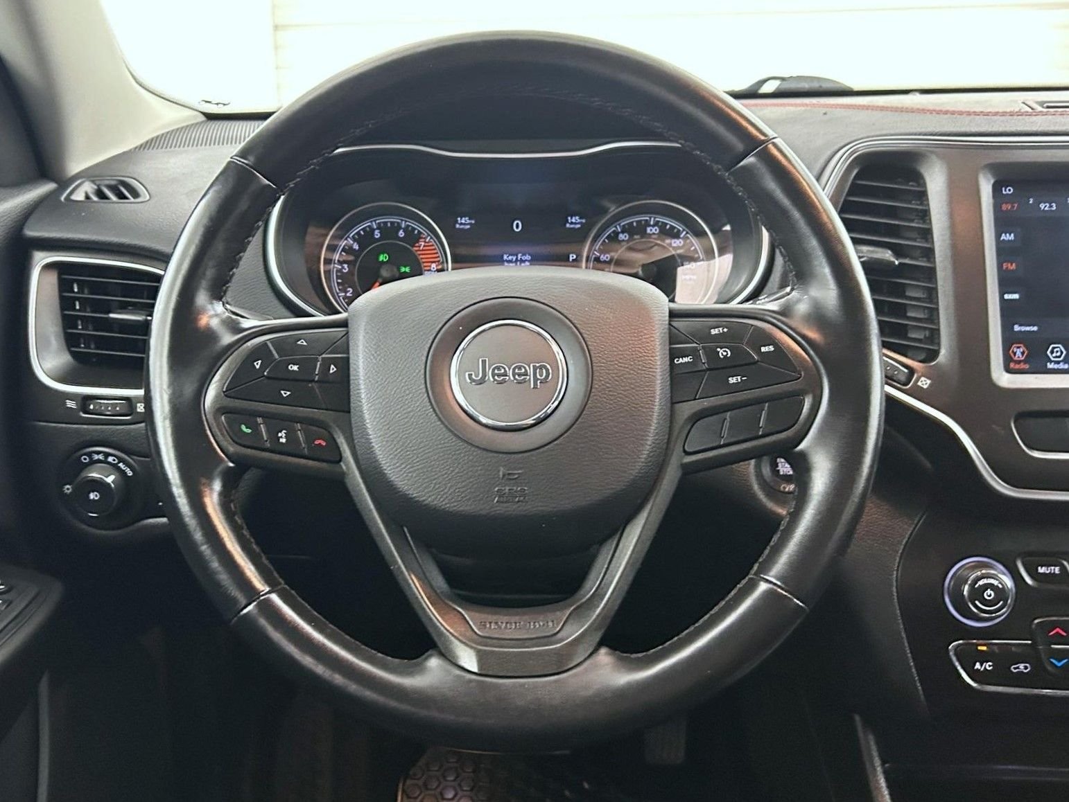 Used 2020 Red Jeep Trailhawk image 11
