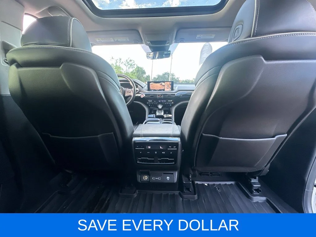 Used 2024  Acura Advance image 21