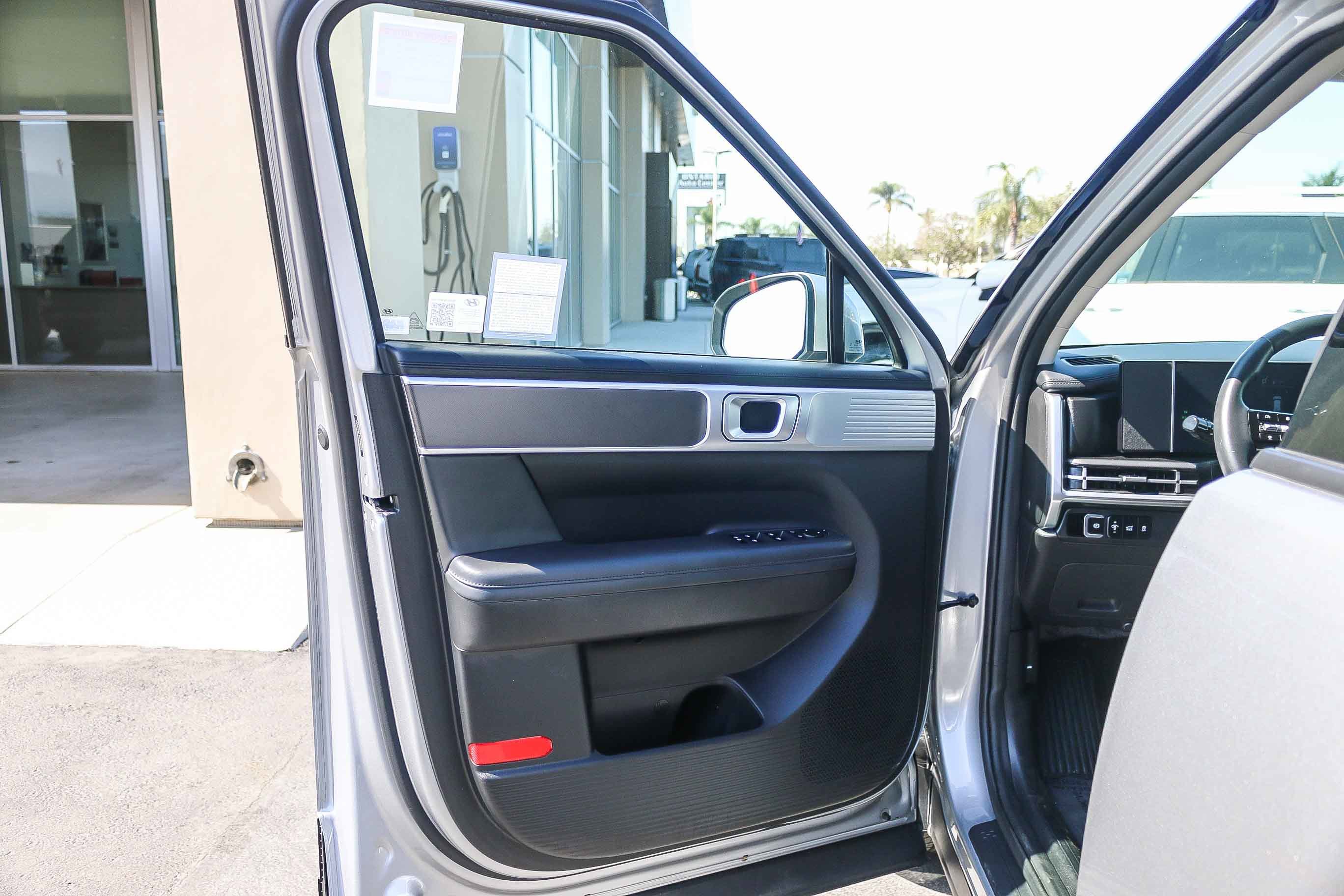 Certified Used 2025 Shimmering Silver Hyundai SEL image 23