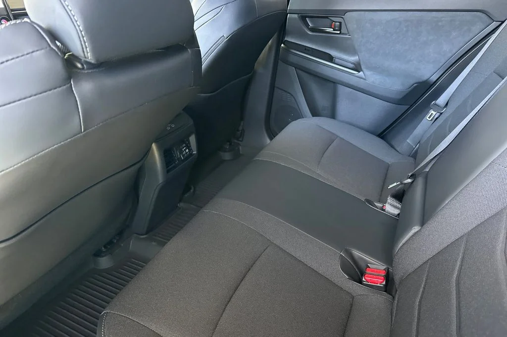 New 2026 Wind Chill Pearl <sup>1</sup> Toyota  SE image 12