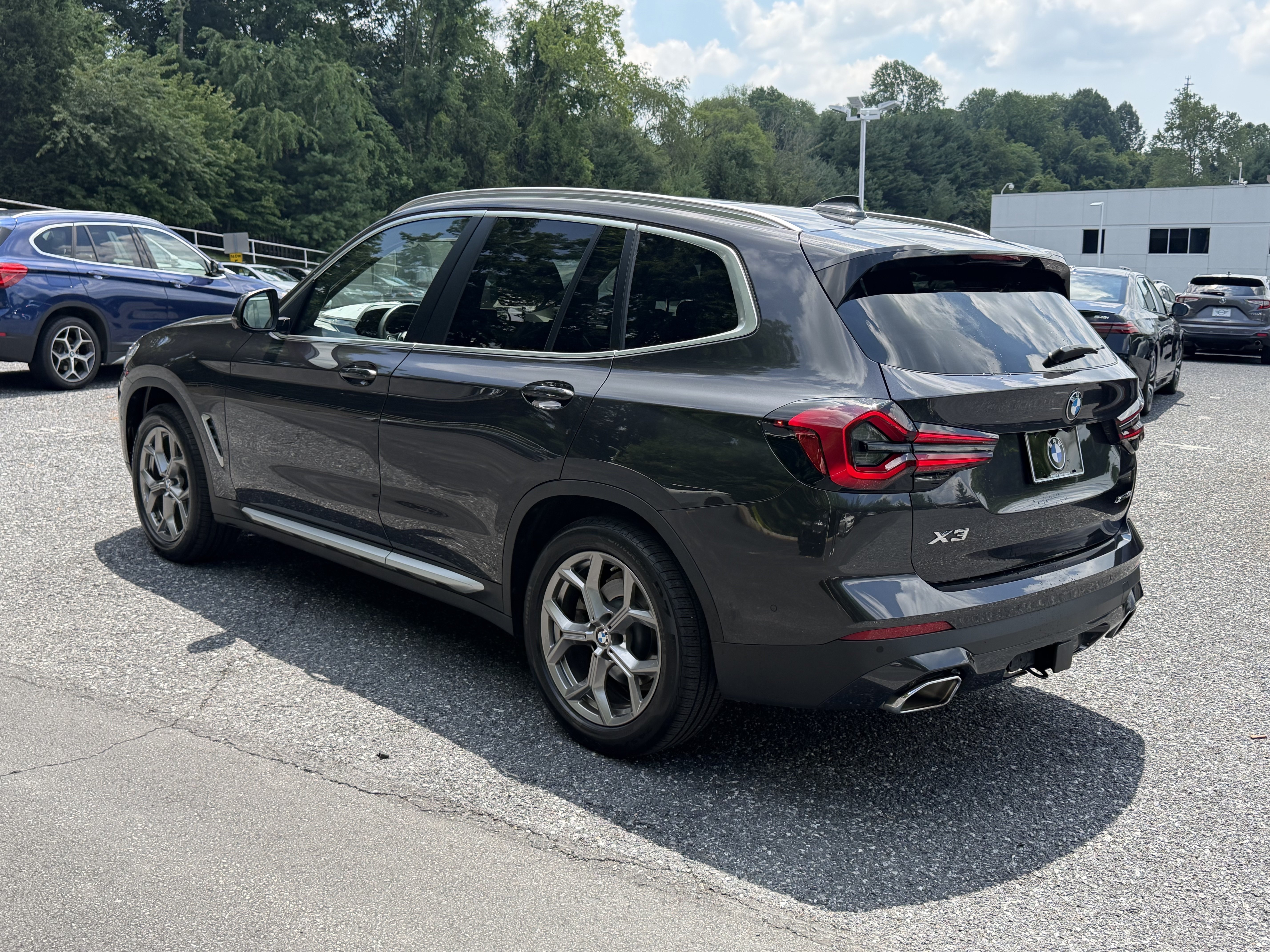 Used 2023 DARK GRAPHITE MET BMW xDrive30i image 6