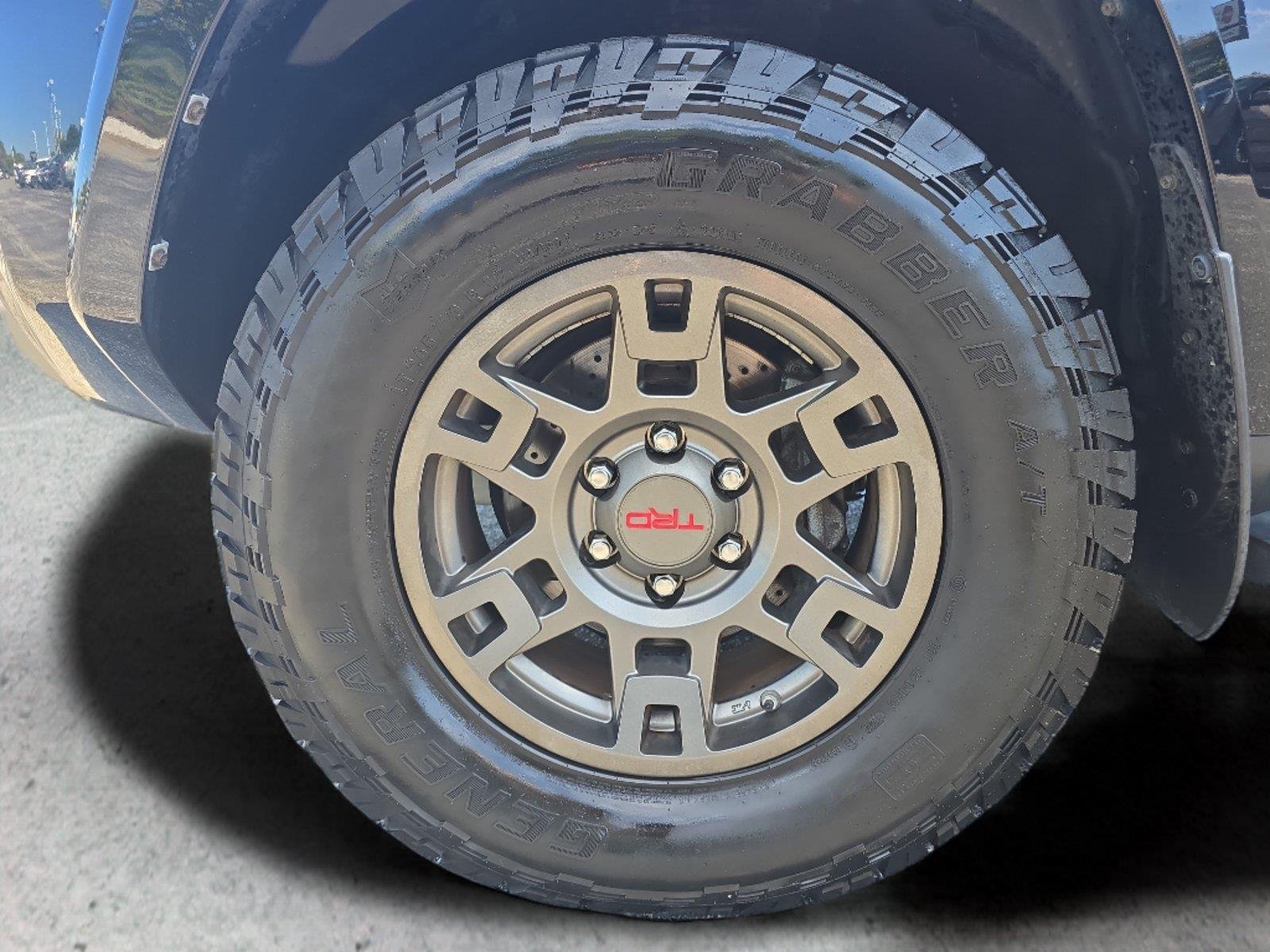 Used 2020 Midnight Black Metallic Toyota TRD Off-Road Premium image 31