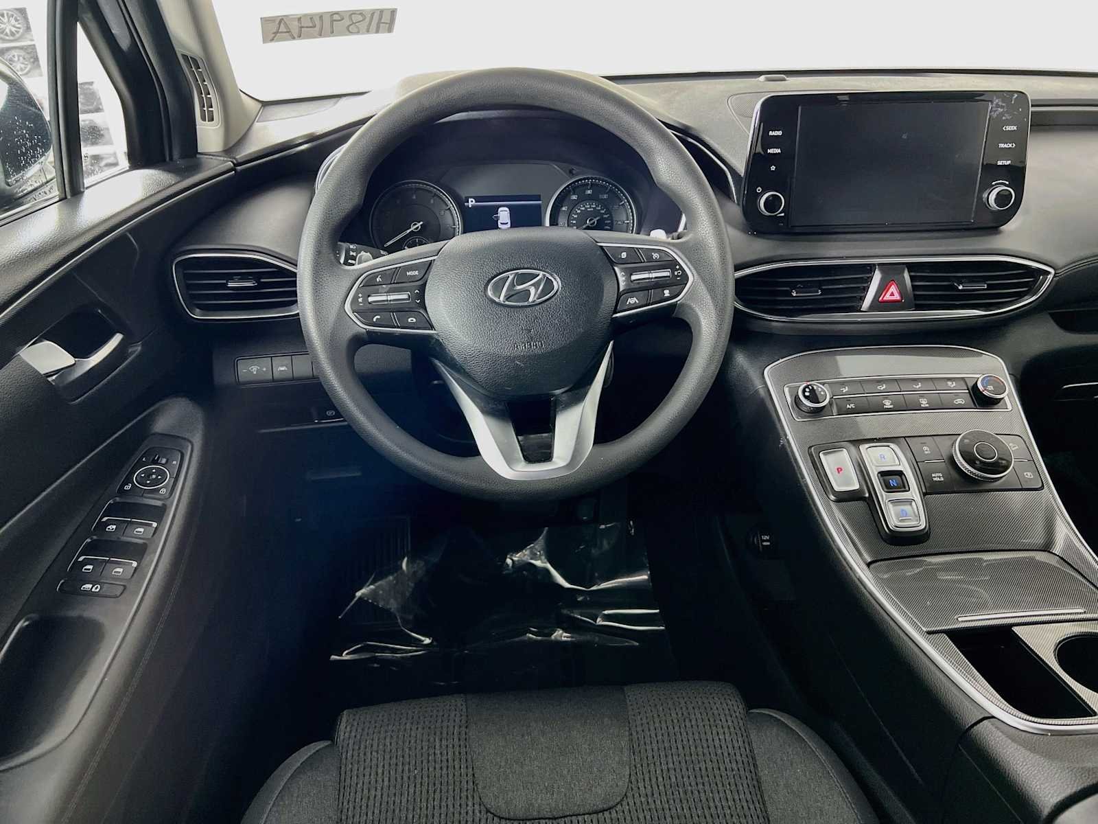 Used 2023 Twilight Black Hyundai SE image 21