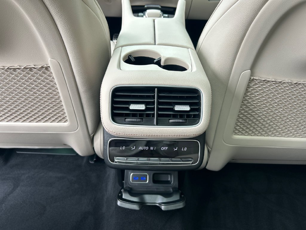 New 2027 Polar White Mercedes-Benz GLS 450 image 67