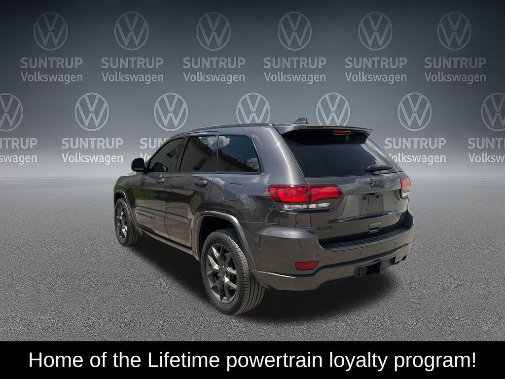 Used 2021 Gray Jeep Limited image 4