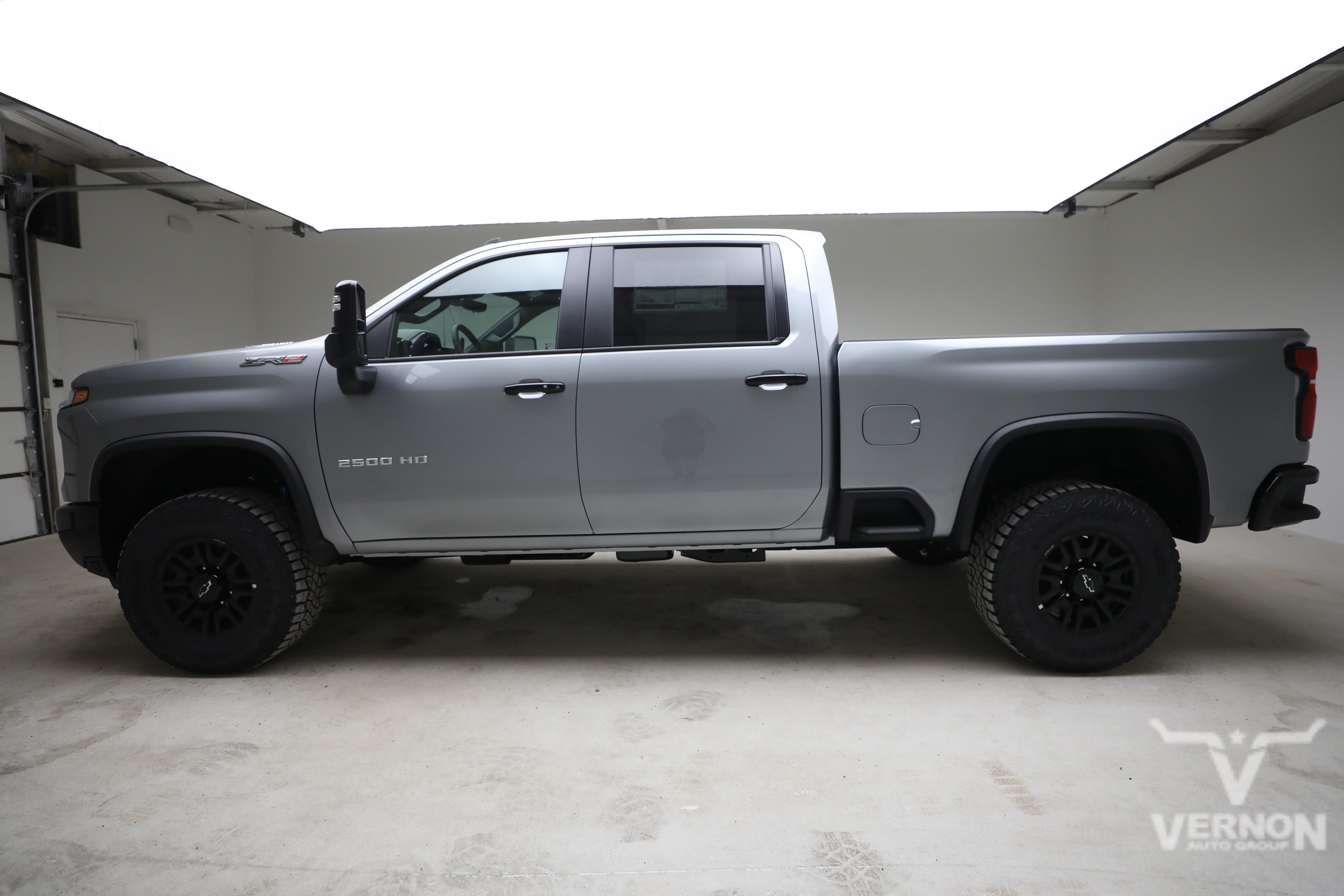 New 2026 Sterling Gray Metallic Chevrolet N image 2