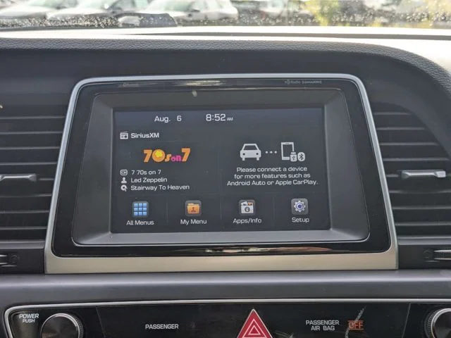 Used 2019 Silver Hyundai Sport image 17