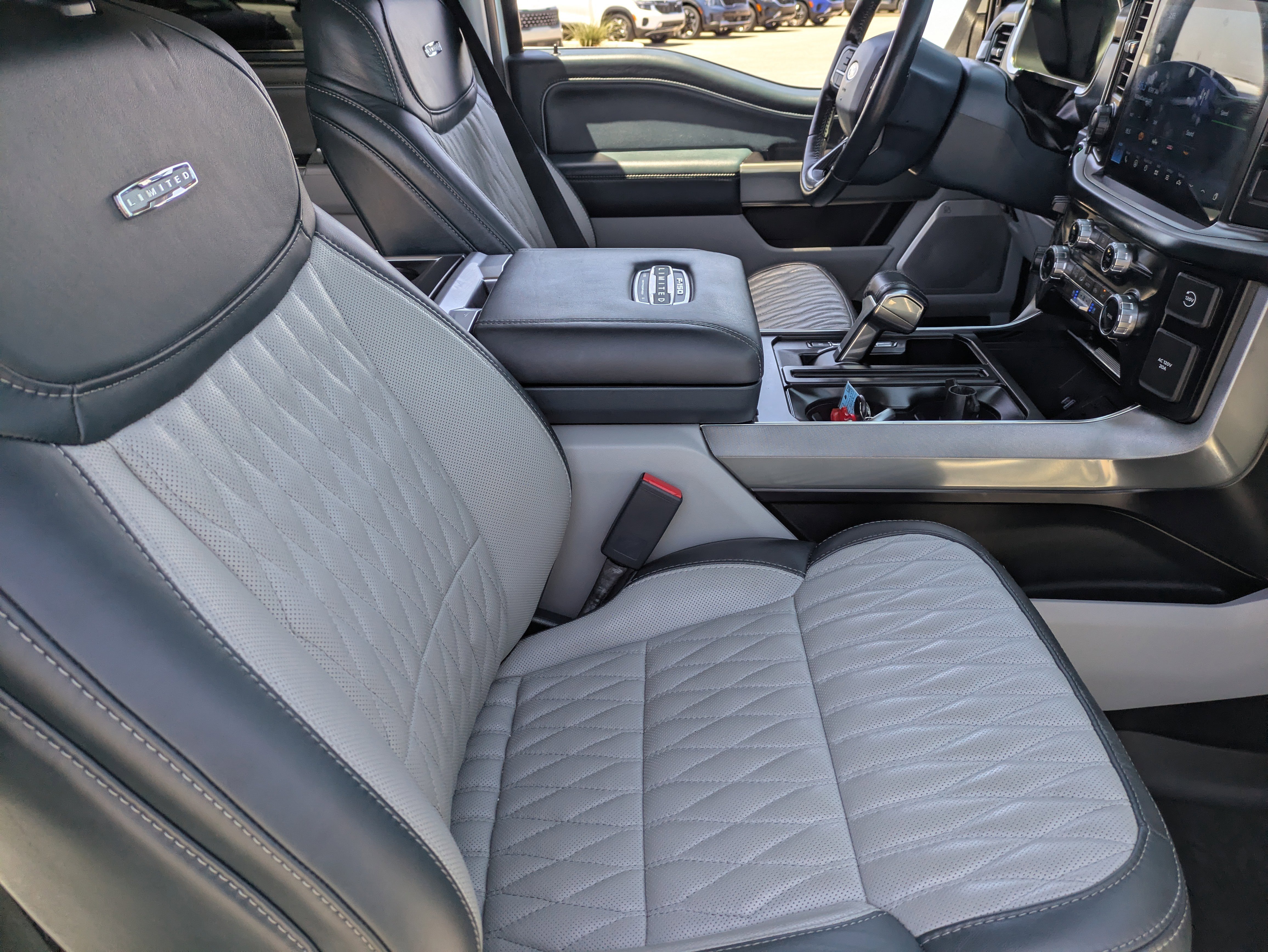 Used 2023 White Metallic Ford Limited image 11