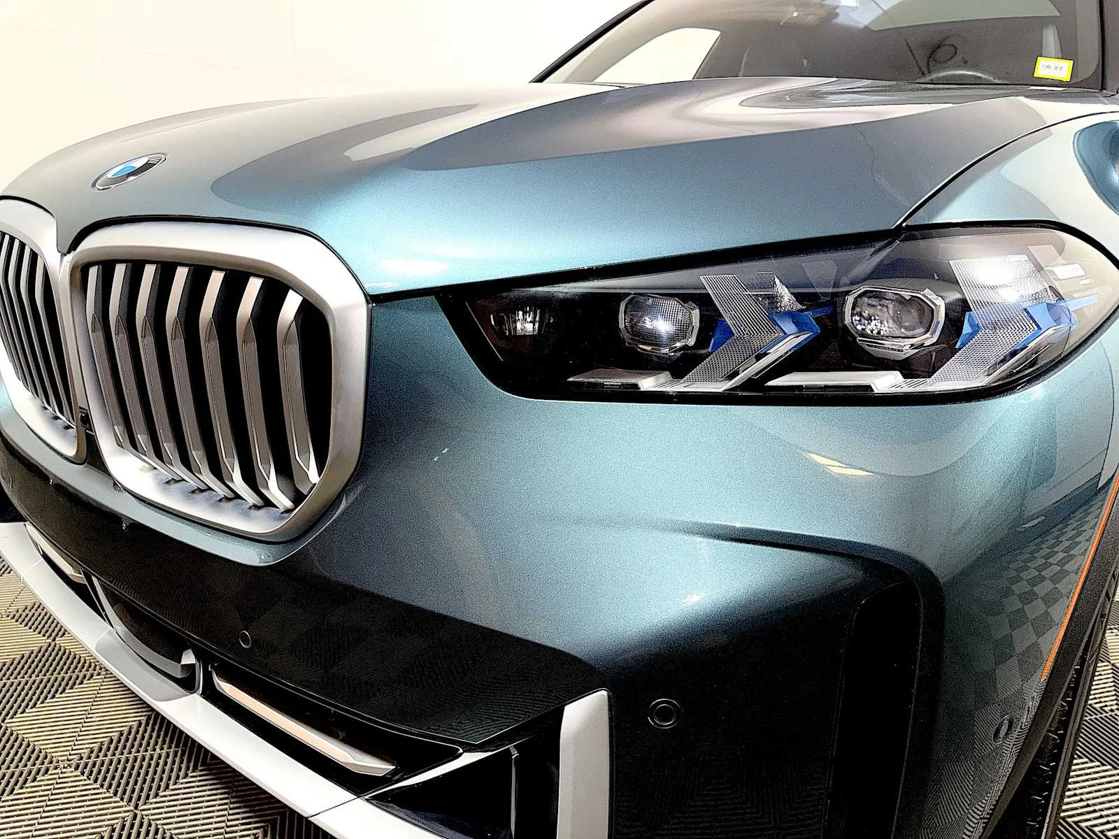 Used 2024 Blue Ridge Mountain Metallic BMW xDrive40i image 26
