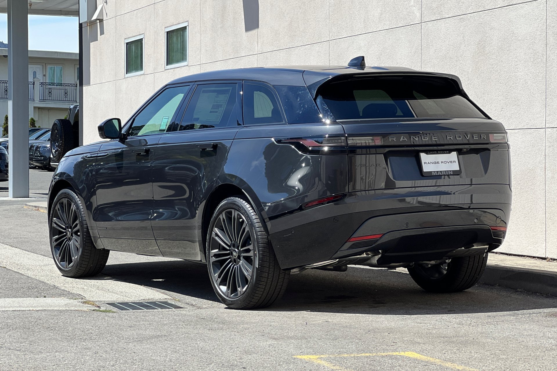 New 2026 Carpathian Grey Land Rover Belgravia Edition image 6