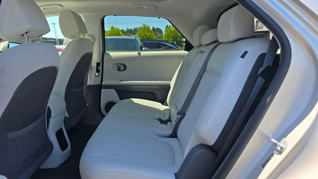 Used 2025 Gravity Gold Matte Hyundai Limited image 16