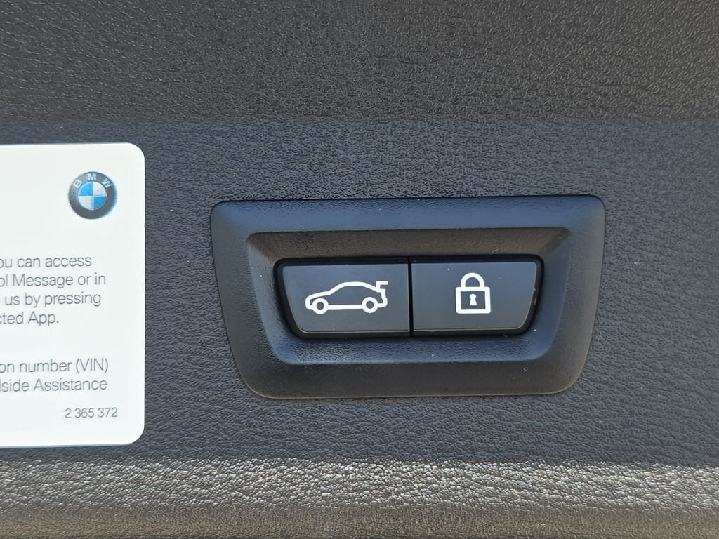 Used 2021 Black BMW sDrive28i image 16