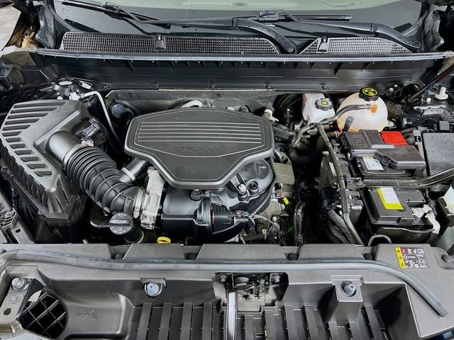 2023 GMC Acadia SLT - Photo 30
