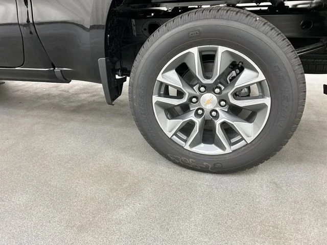 2026 Chevrolet Silverado 1500 LT - Photo 5
