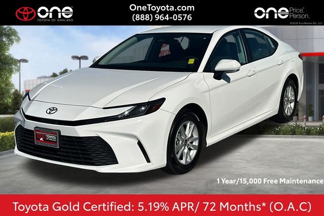 2025 Toyota Camry LE