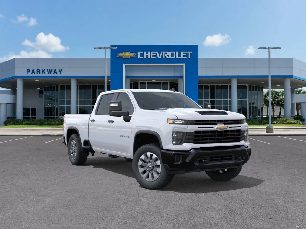 New 2026 Summit White Chevrolet Custom image 1