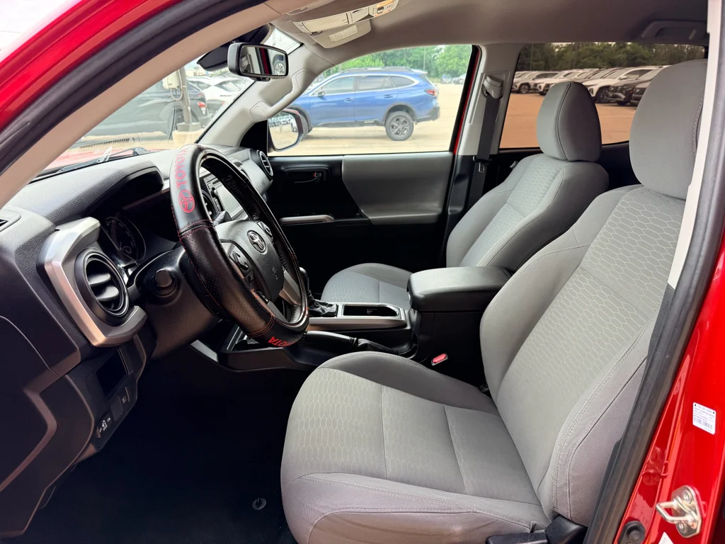 Used 2019 Barcelona Red Metallic Toyota SR5 image 14