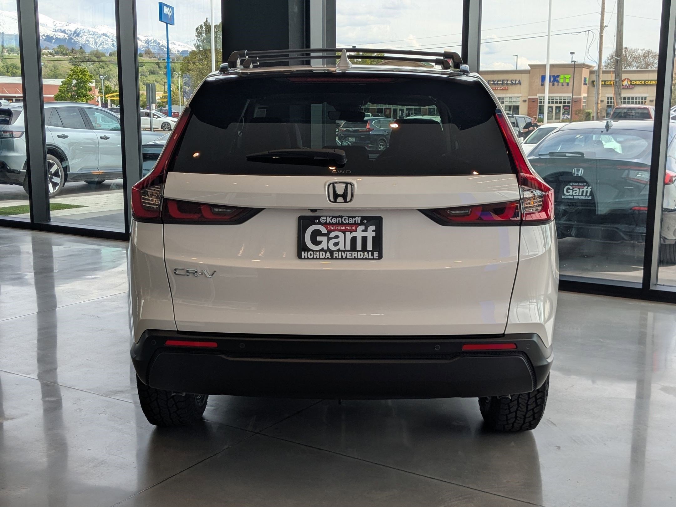 New 2026 Platinum White Pearl Honda EX-L image 4