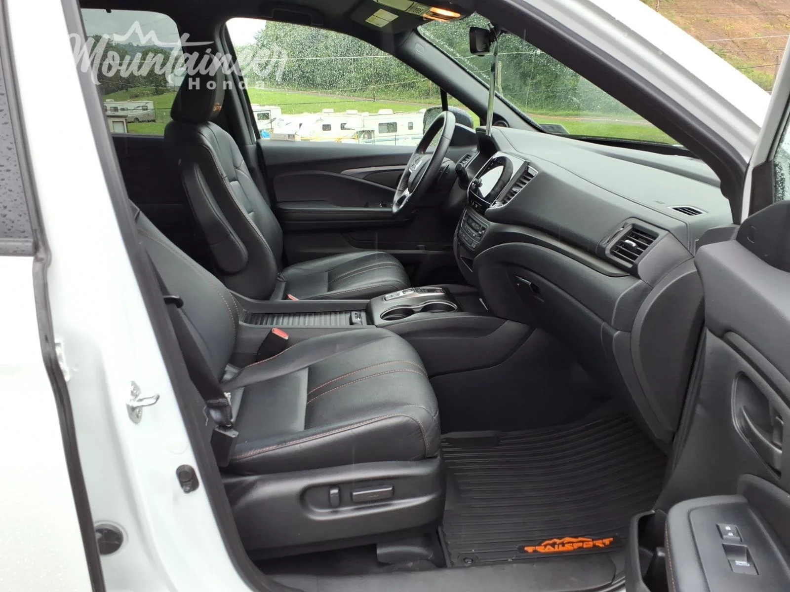 Used 2023 Platinum White Pearl Honda TrailSport image 18