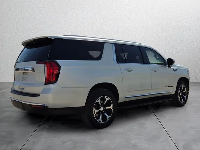 Used 2021 White GMC SLT image 4