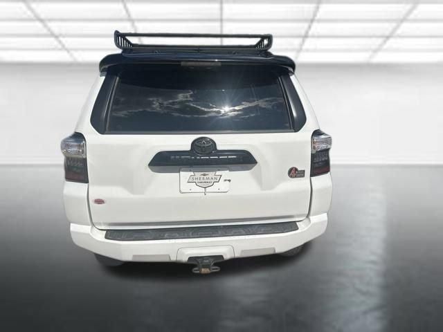 Used 2020 White Toyota Venture Special Edition image 5