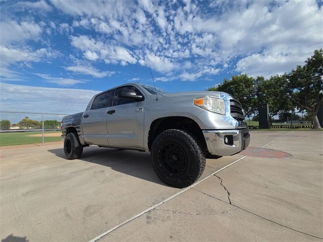 2016 Toyota Tundra SR5