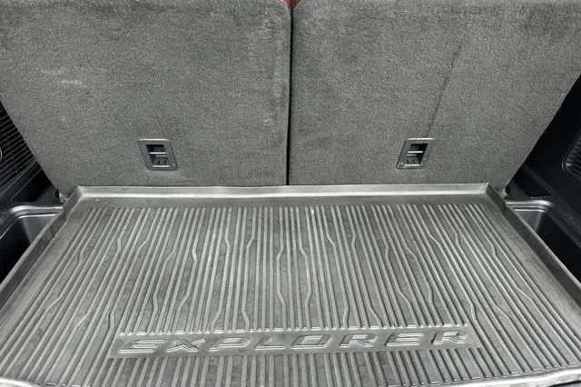 Used 2020 Gray Ford Platinum image 19