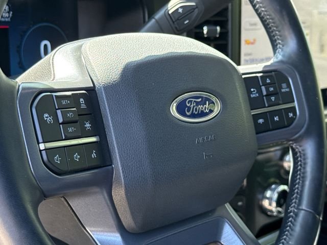 Used 2023 Gray Ford Lariat image 29