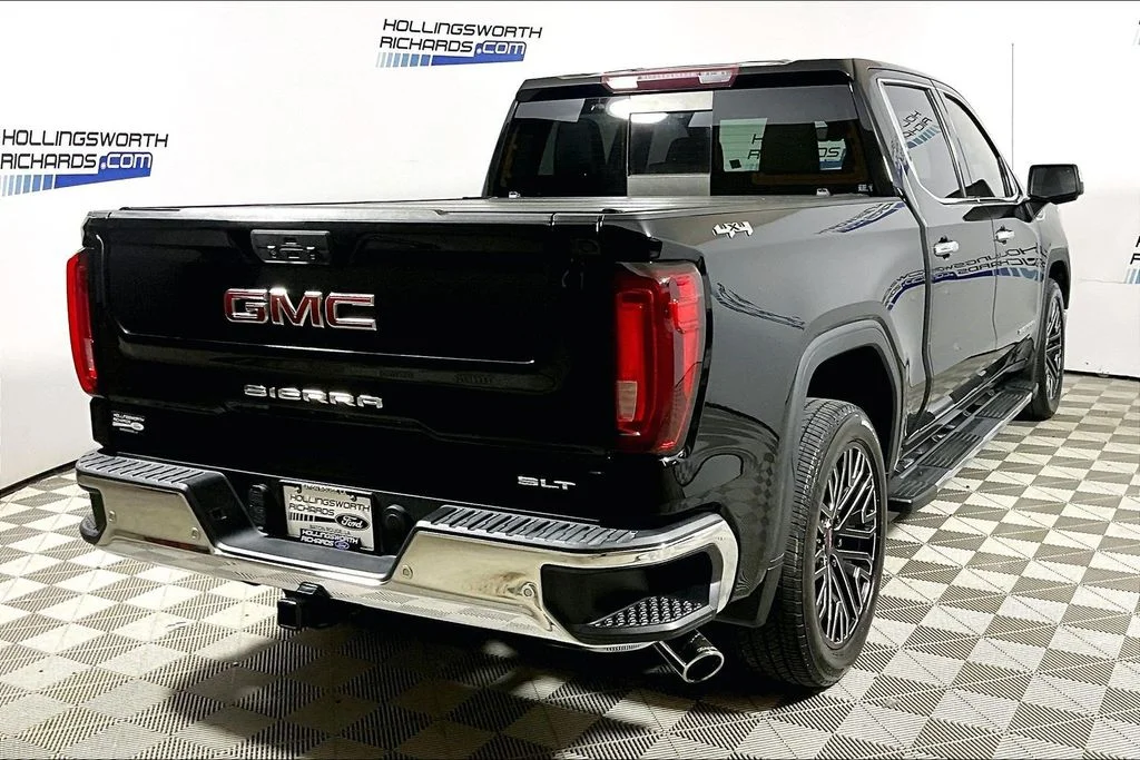 Certified Used 2022 Onyx Black GMC SLT image 9