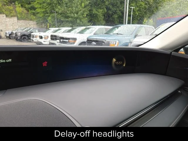 New 2026 Infinite Black Metallic Clearcoat Lincoln Premiere image 25