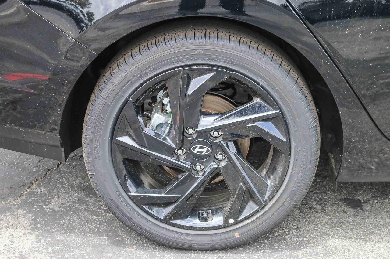 New 2026 Black Hyundai SEL Sport image 39