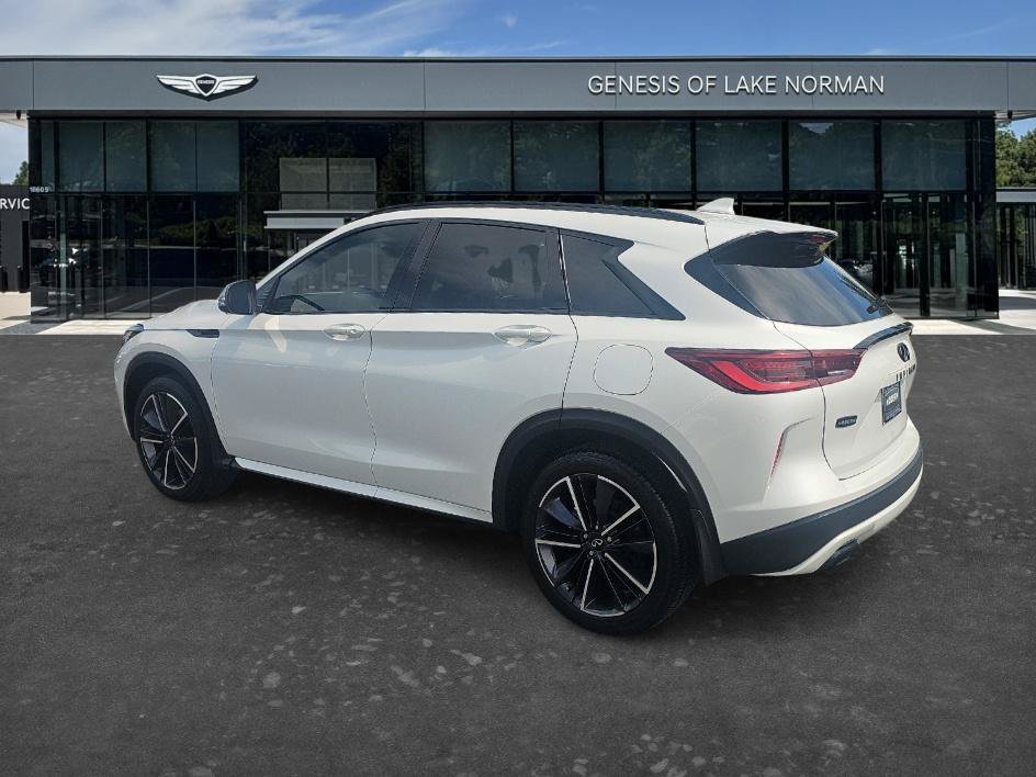 Used 2023 Radiant White INFINITI SPORT image 6