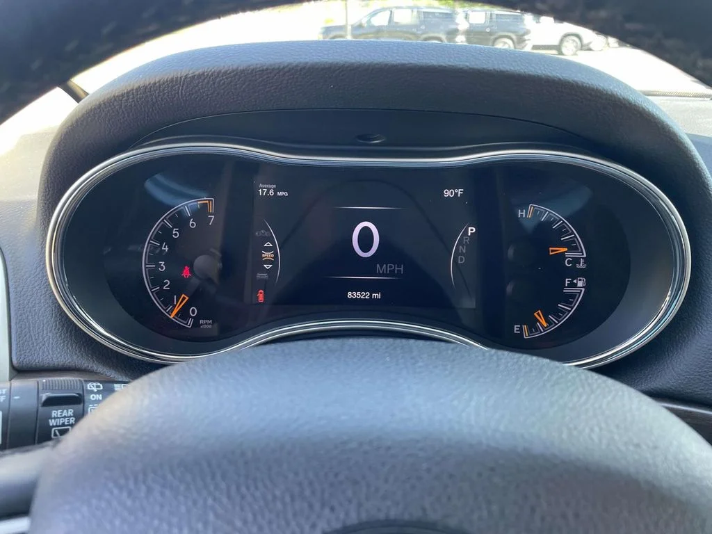 Used 2017 Diamond Black Crystal Pearlcoat Jeep Laredo image 22